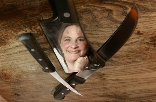 julie-powell-scary-knives-wtf-ap